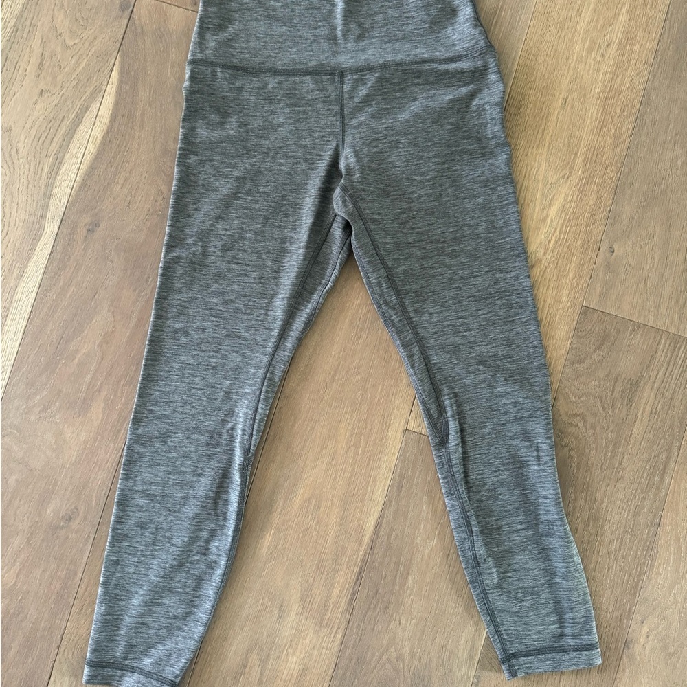 Lululemon Align, HR, sz8, 25 inch, heathered graphite grey. - Picture 4 of 5